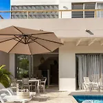 Villa Con Piscina Privada En Covenas Sucre