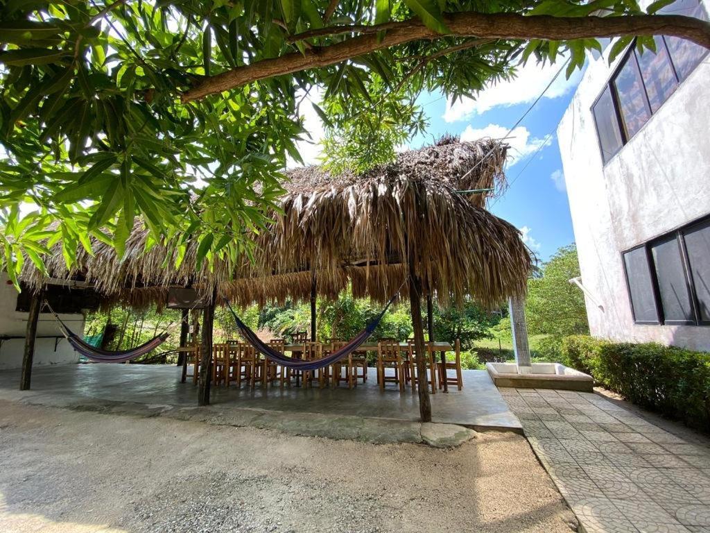 Hostel Cabanas Del Caribe La Bonga *