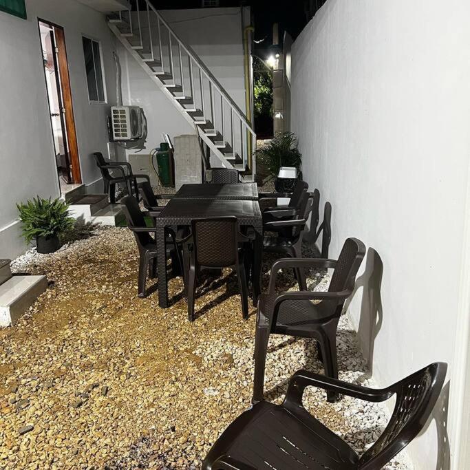 Confortable Y Terraza Hamacas * Coveñas