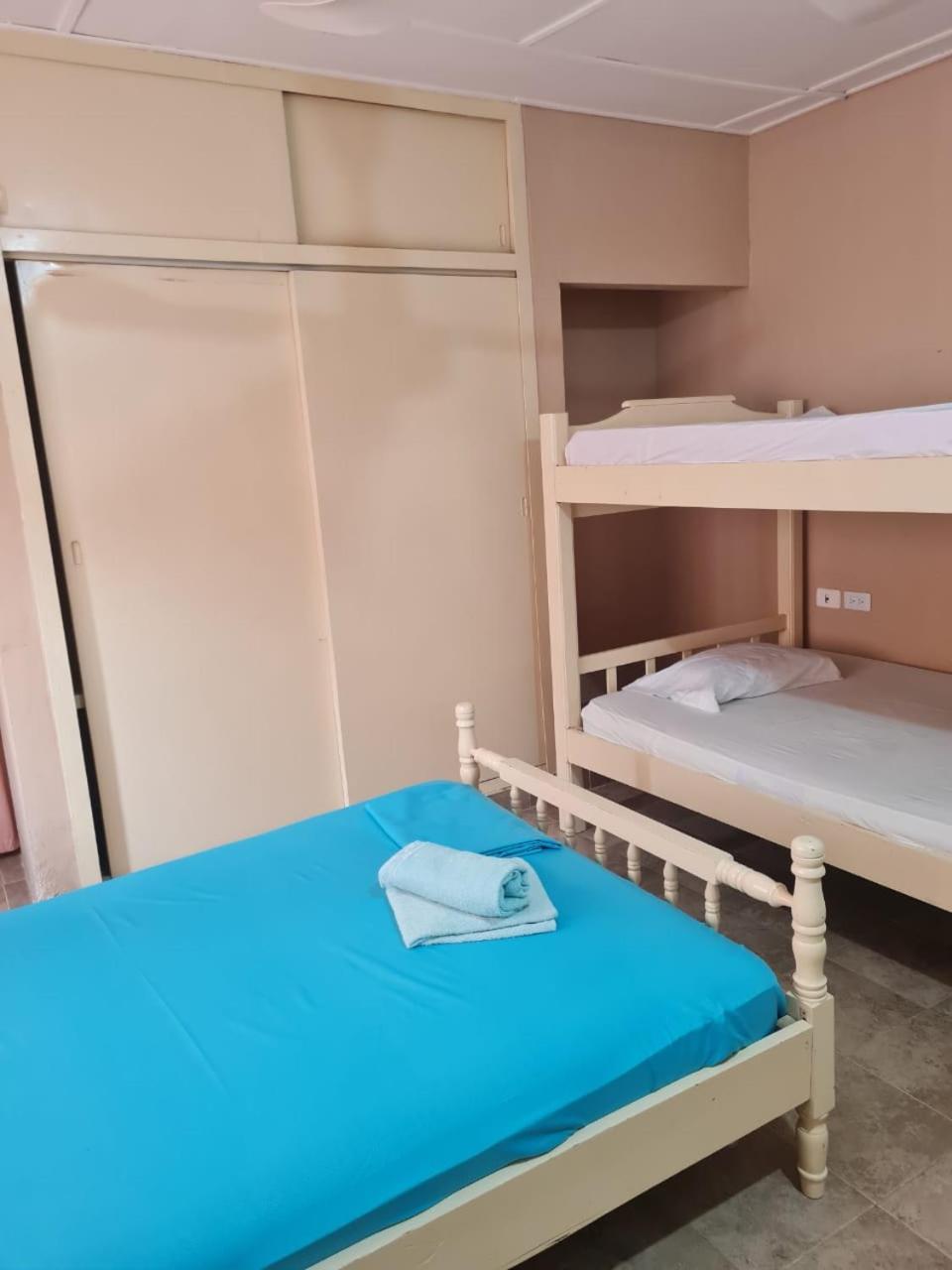 Pensión Hostal Coveñas Inn