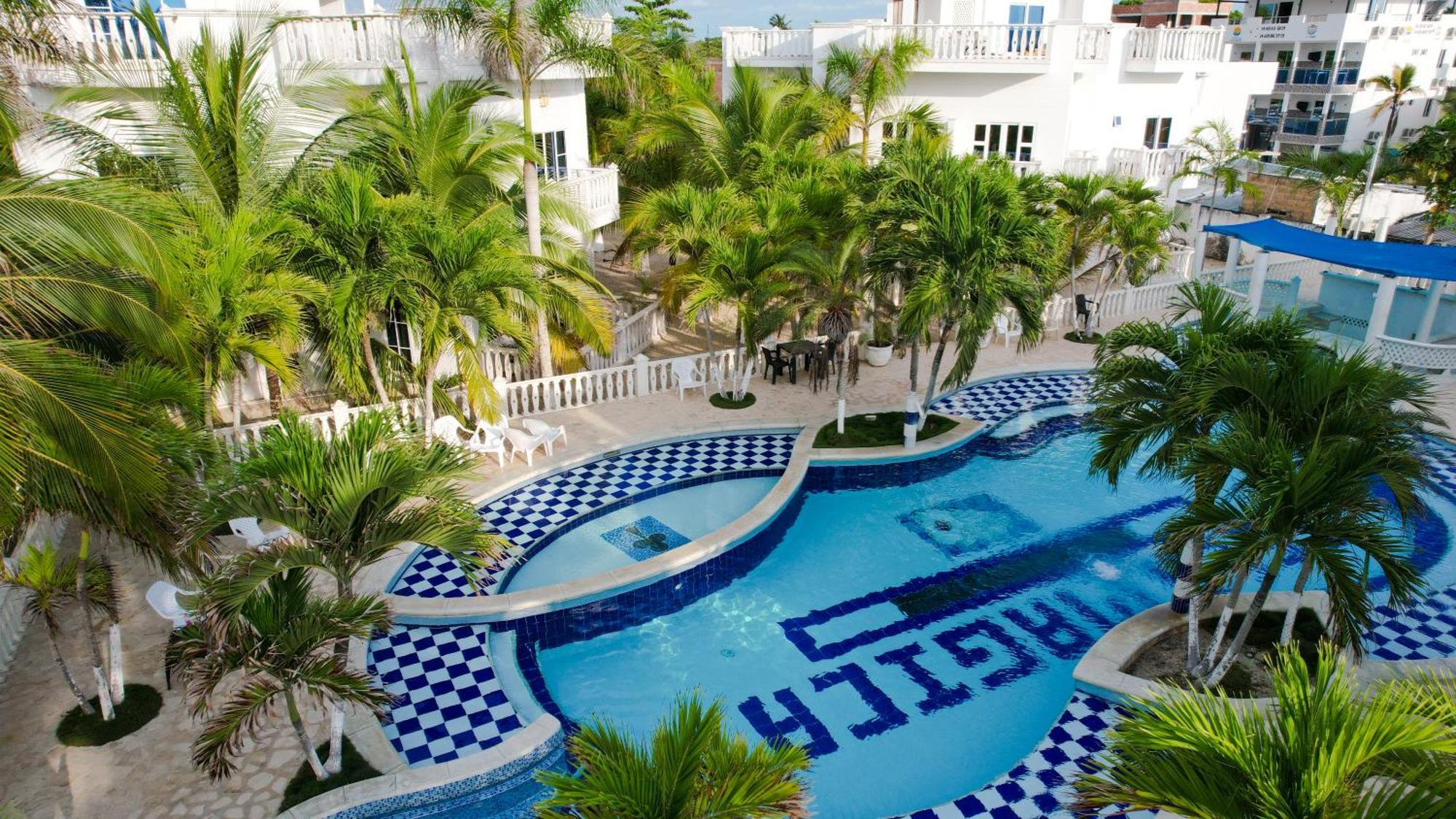 Isla Magica Aparthotel