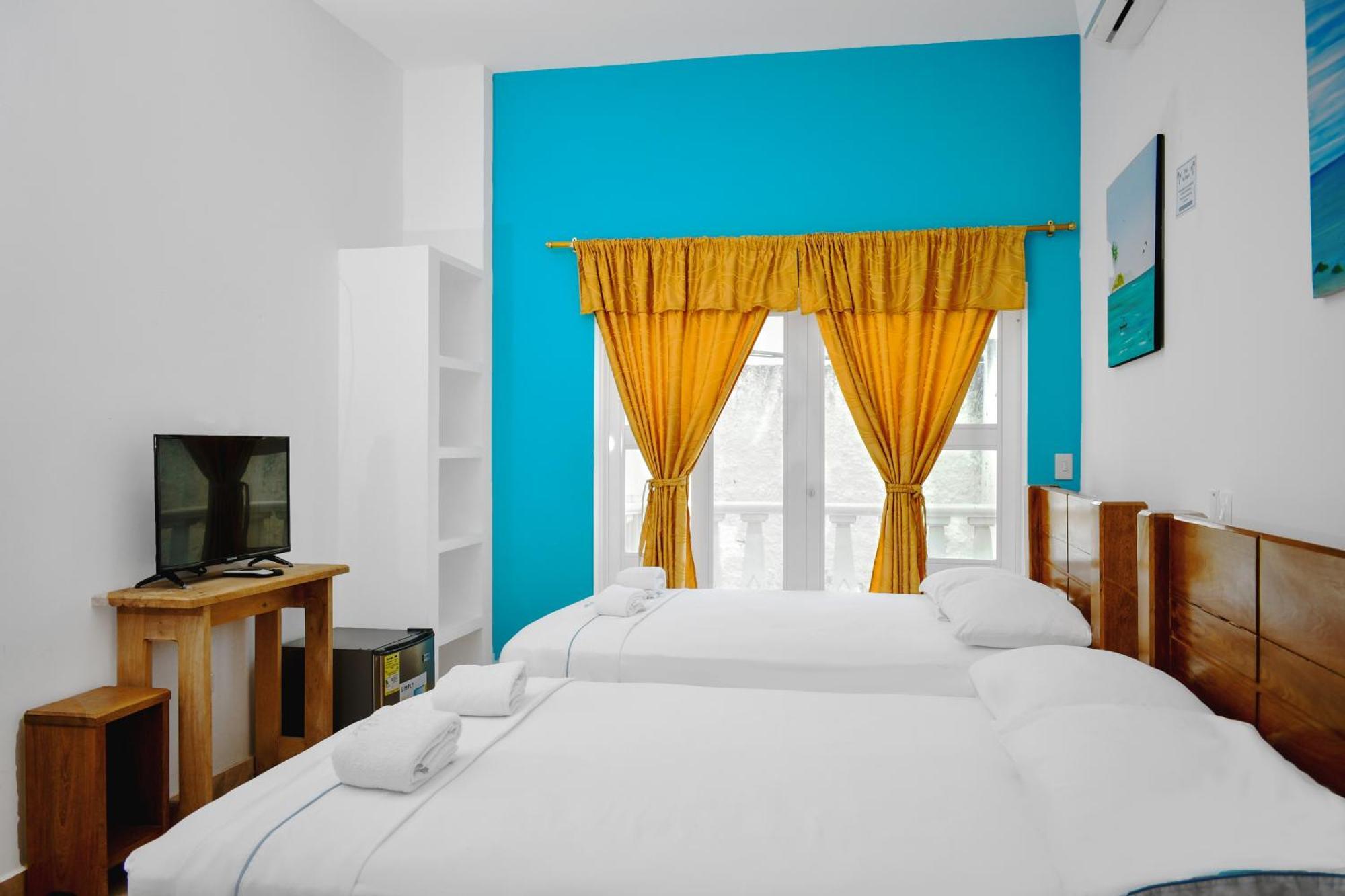 Isla Magica Aparthotel *