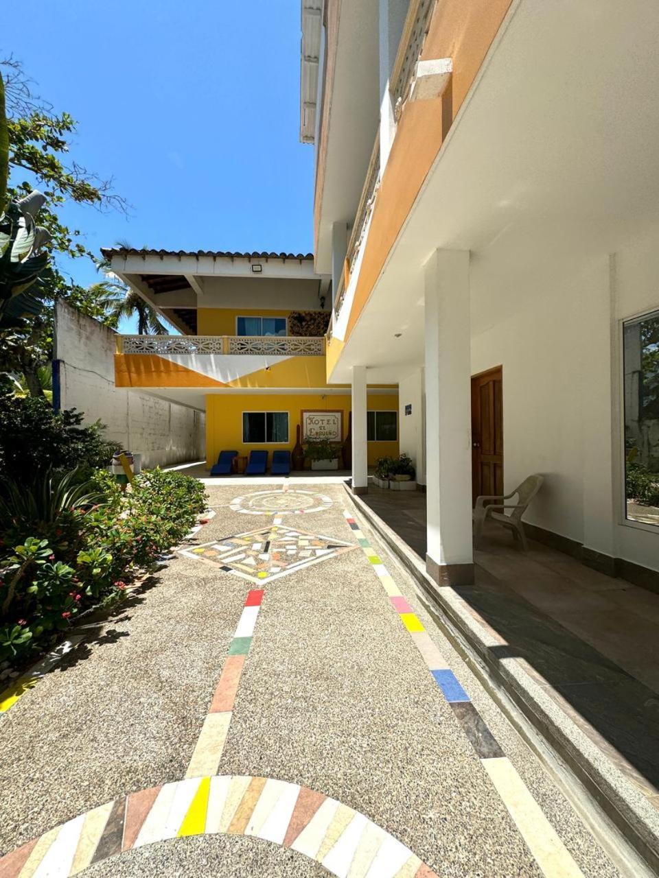 Hotel Ensueno