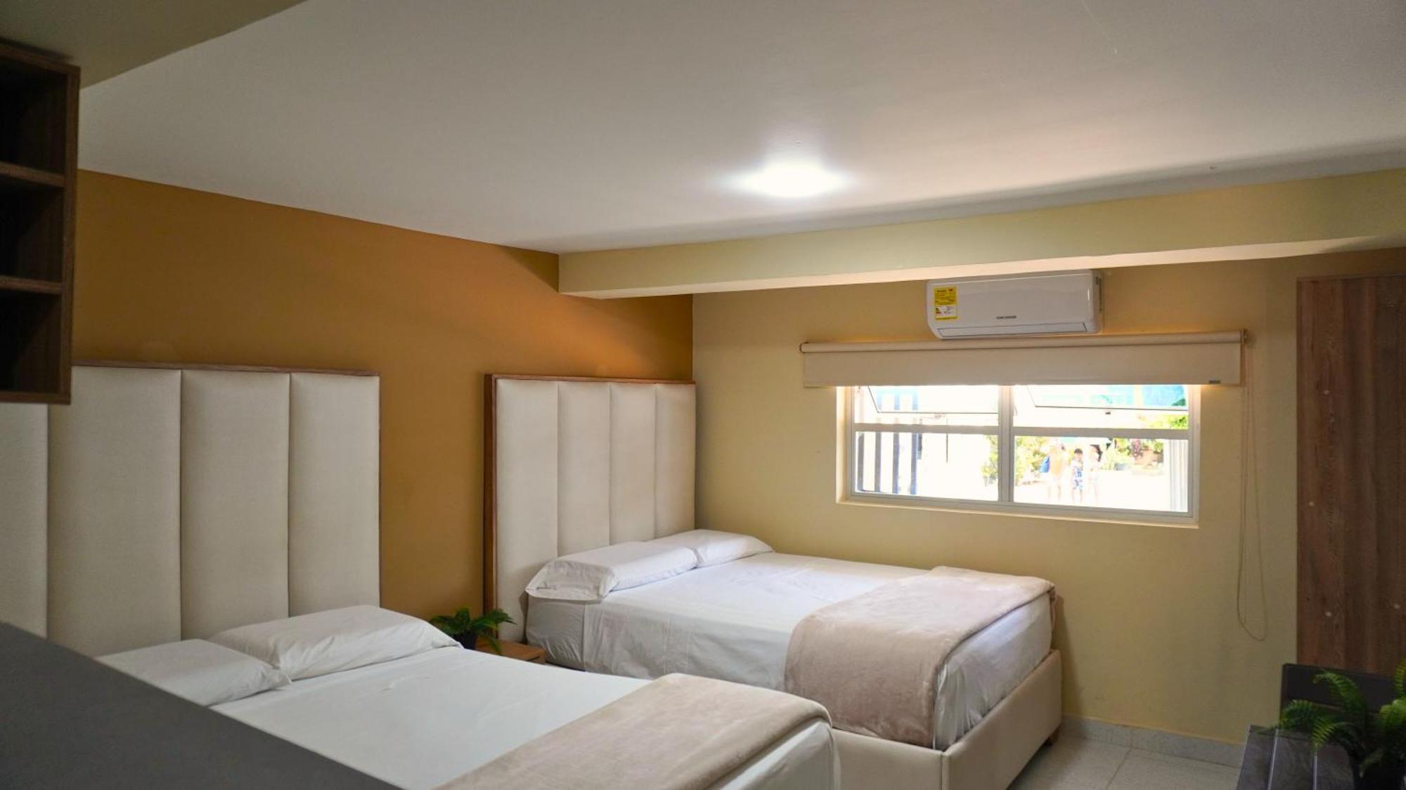 Y Covemar Hotel