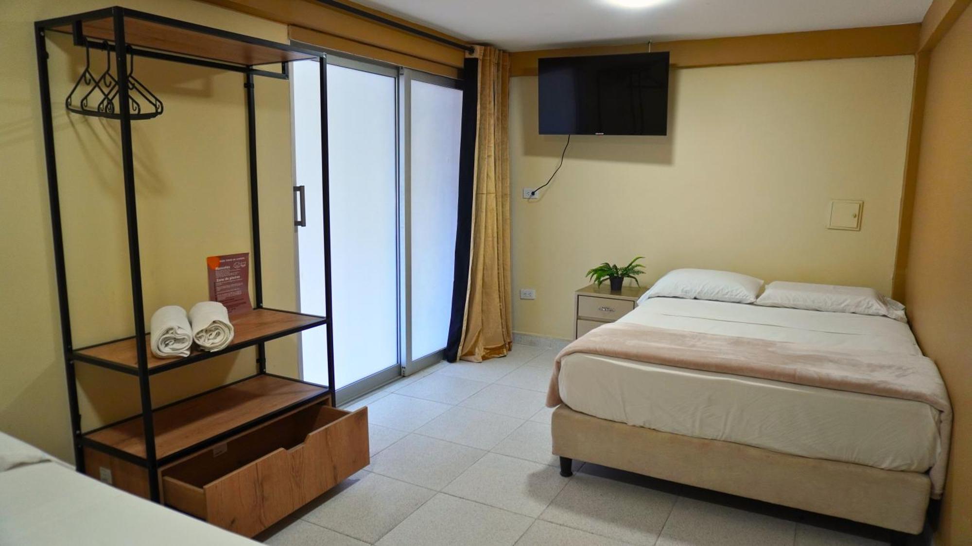Hotel Y Covemar 2*