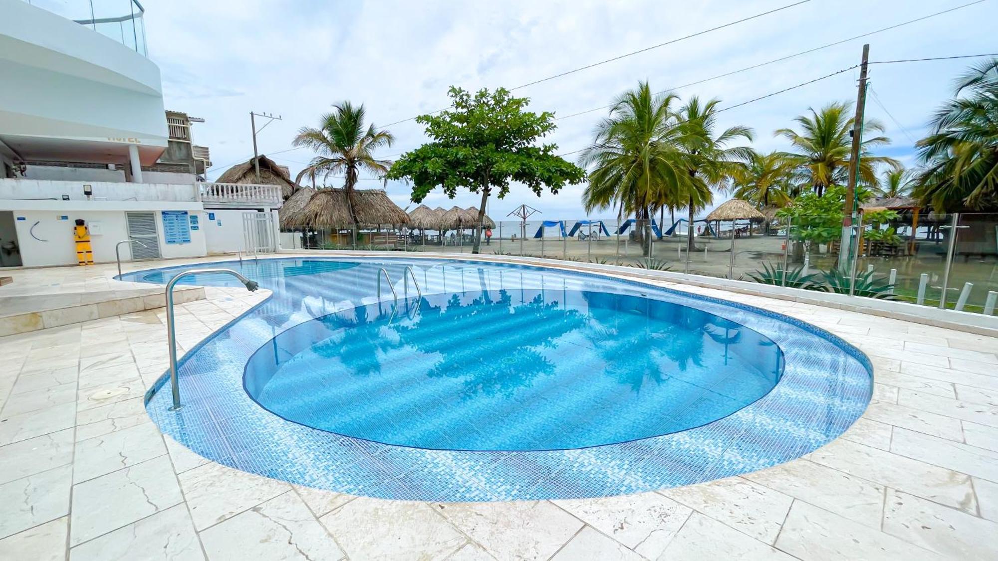 Magico Penthouse Duplex Frente Al Mar 3 Habs Fb112 * Coveñas