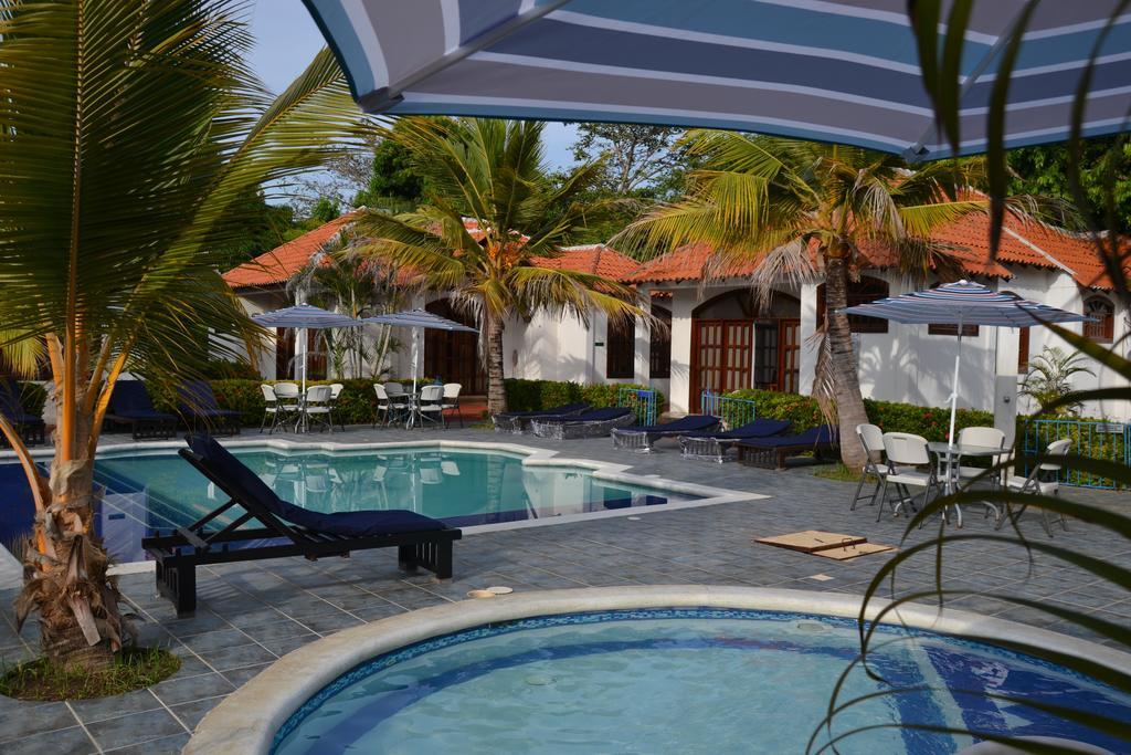 Atlantis Country house